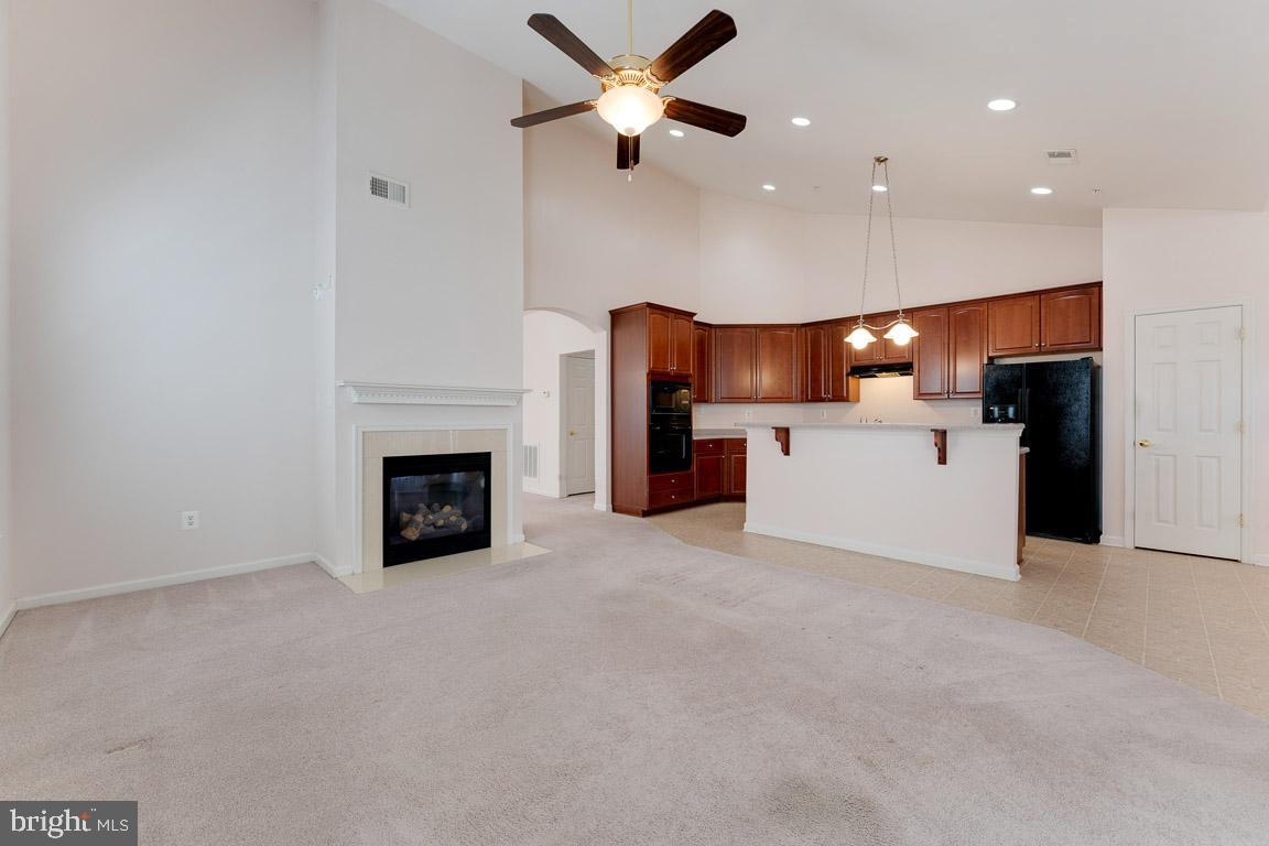 CENTRAL PARKE COLONIAL CHARLES - Residential