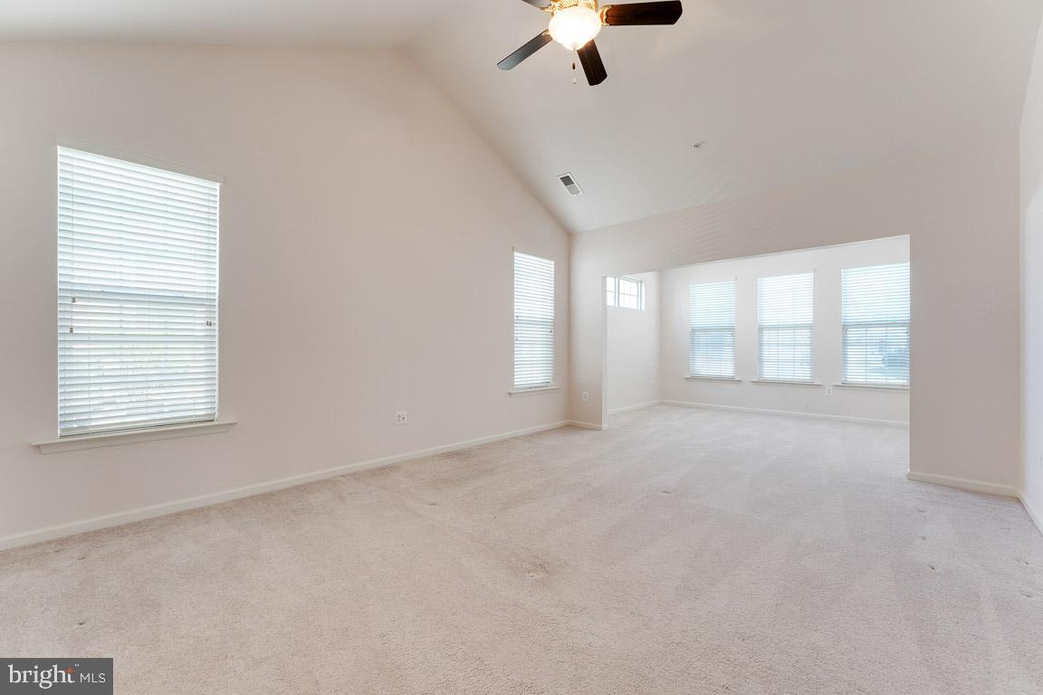 CENTRAL PARKE COLONIAL CHARLES - Residential