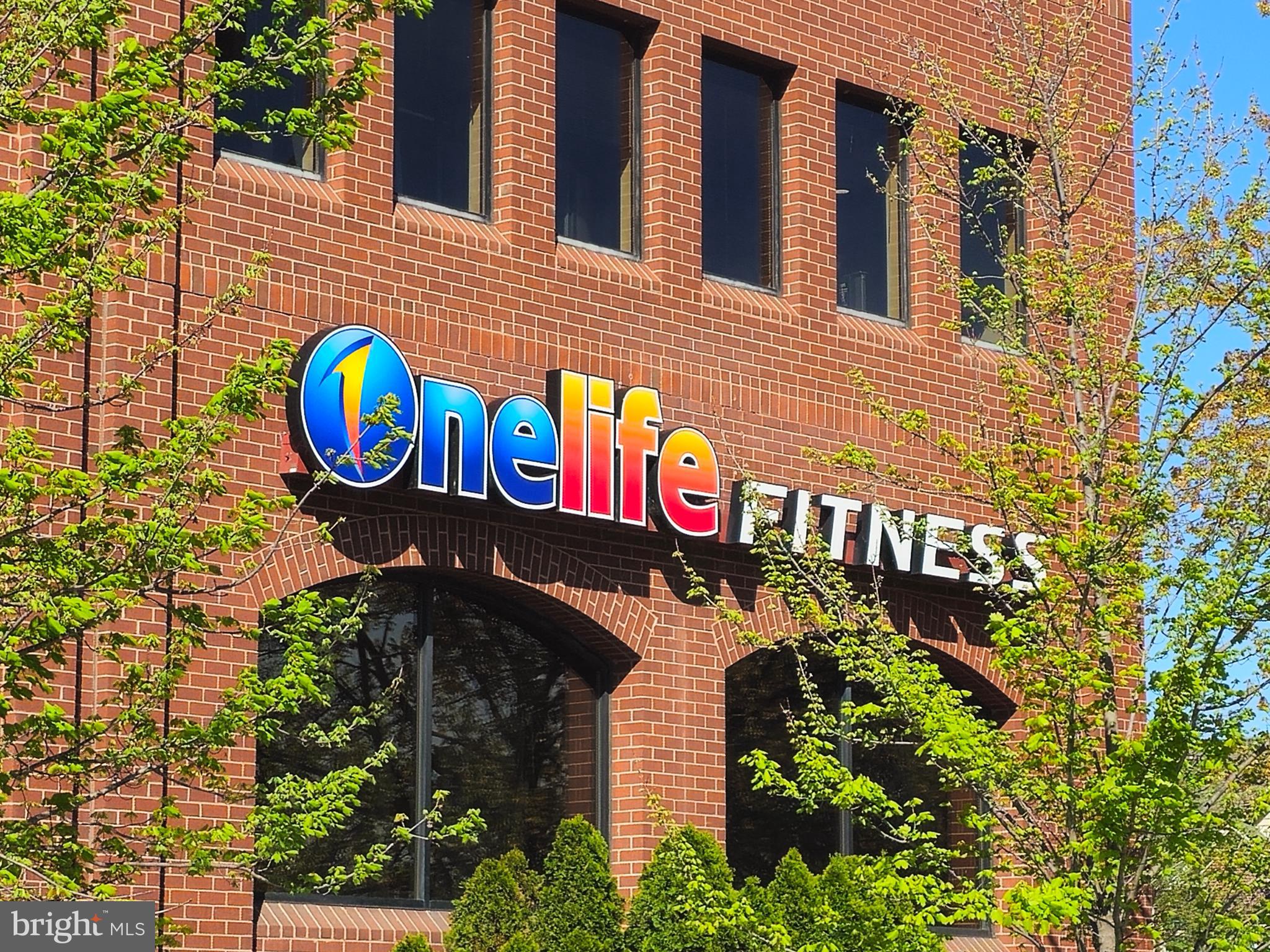 801 N PITT STREET 803