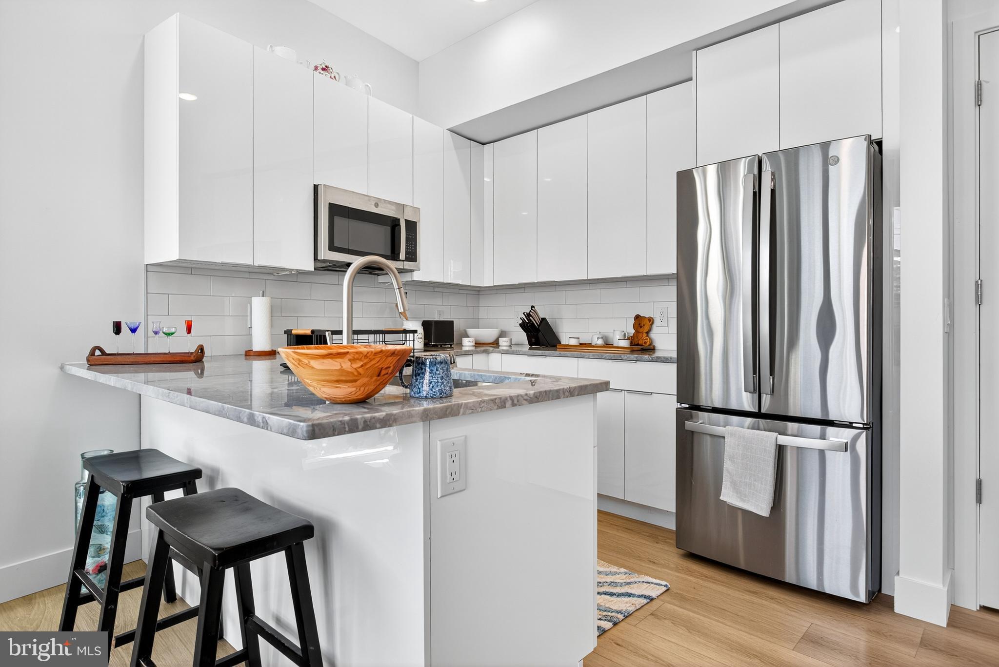 300 CHRISTIAN STREET 311