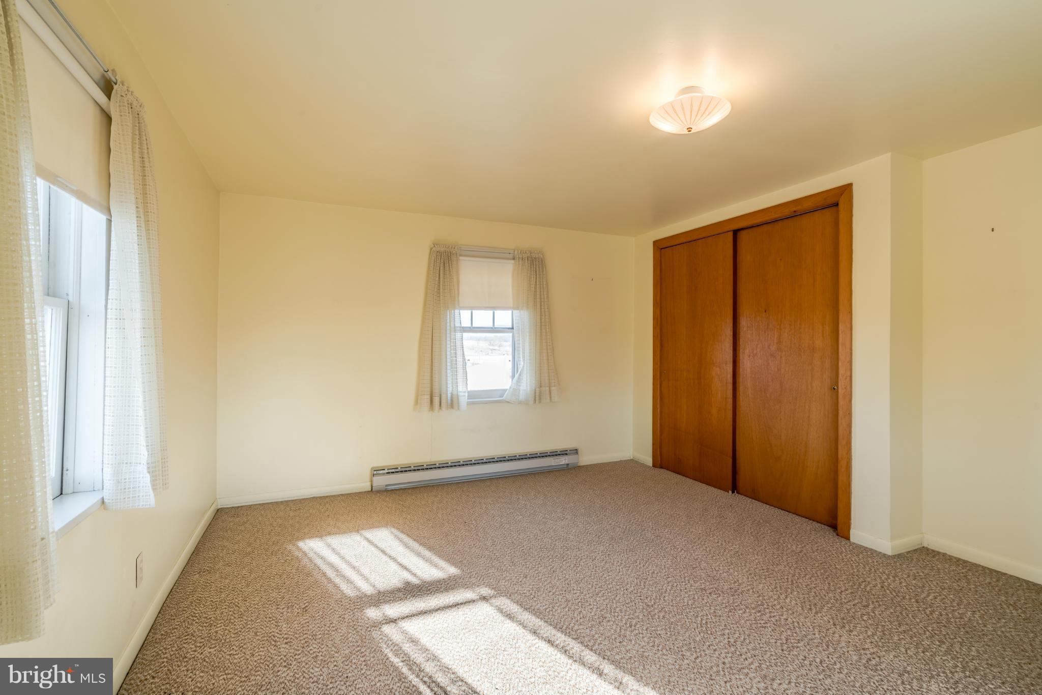 METES & BOUNDS - Farm