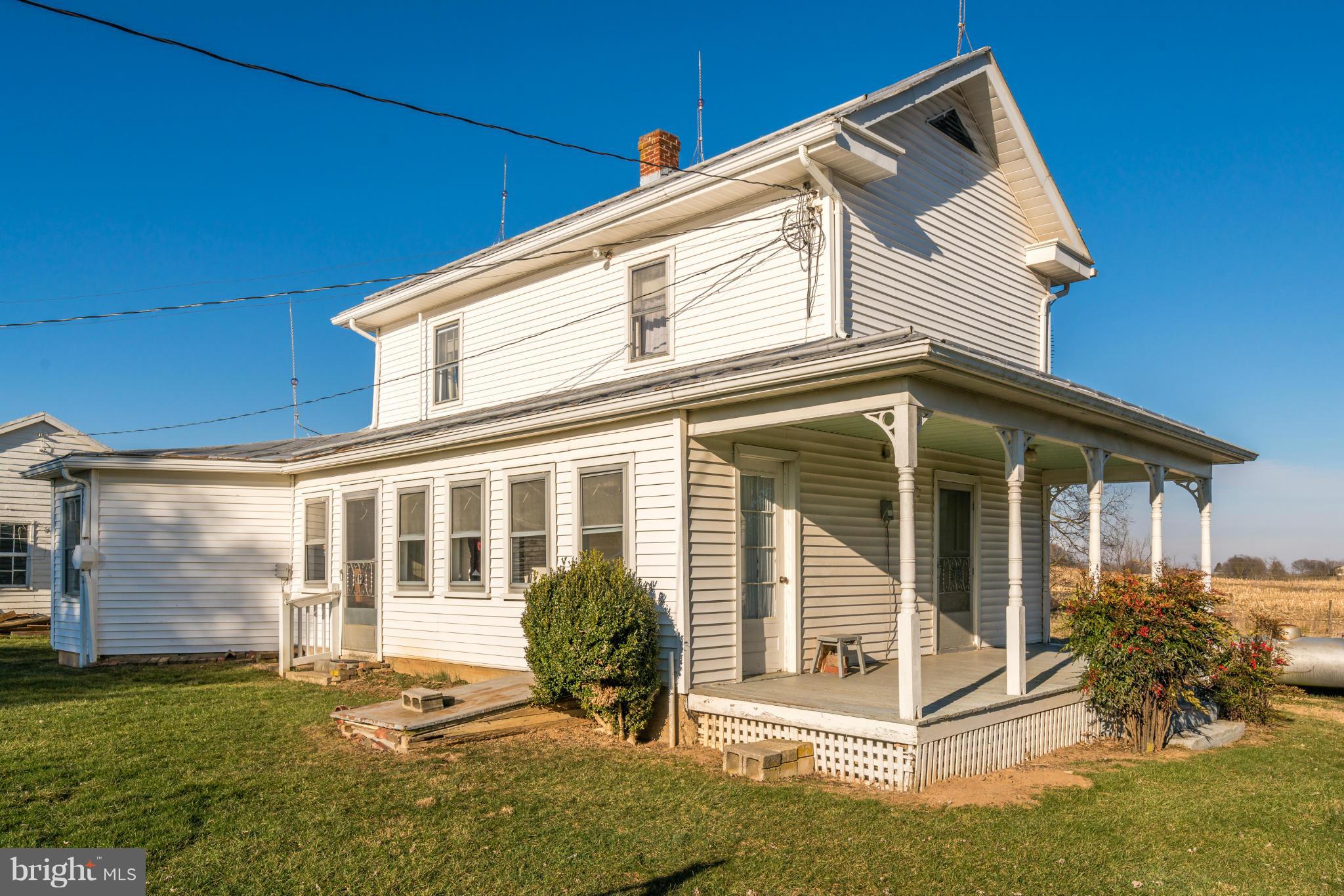 METES & BOUNDS - Farm