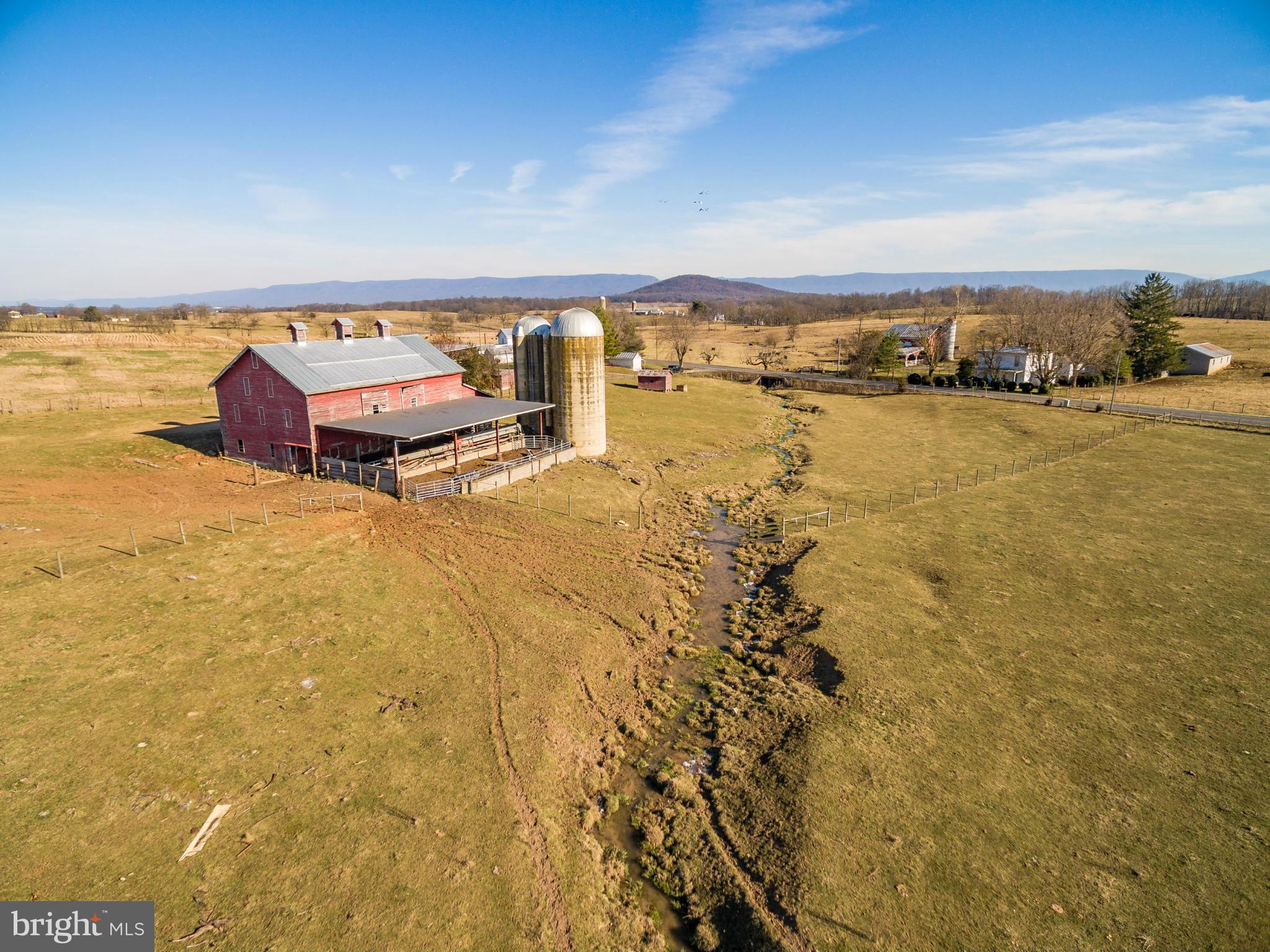 METES & BOUNDS - Farm