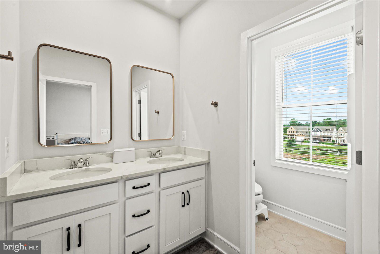 BRAMBLETON LANDBAY 1 - Residential