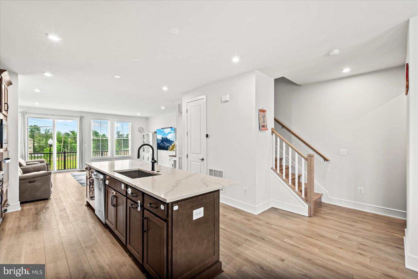 BRAMBLETON LANDBAY 1 - Residential
