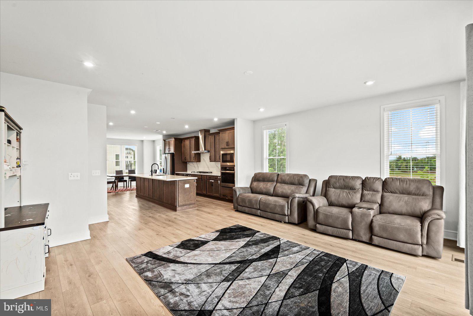 BRAMBLETON LANDBAY 1 - Residential