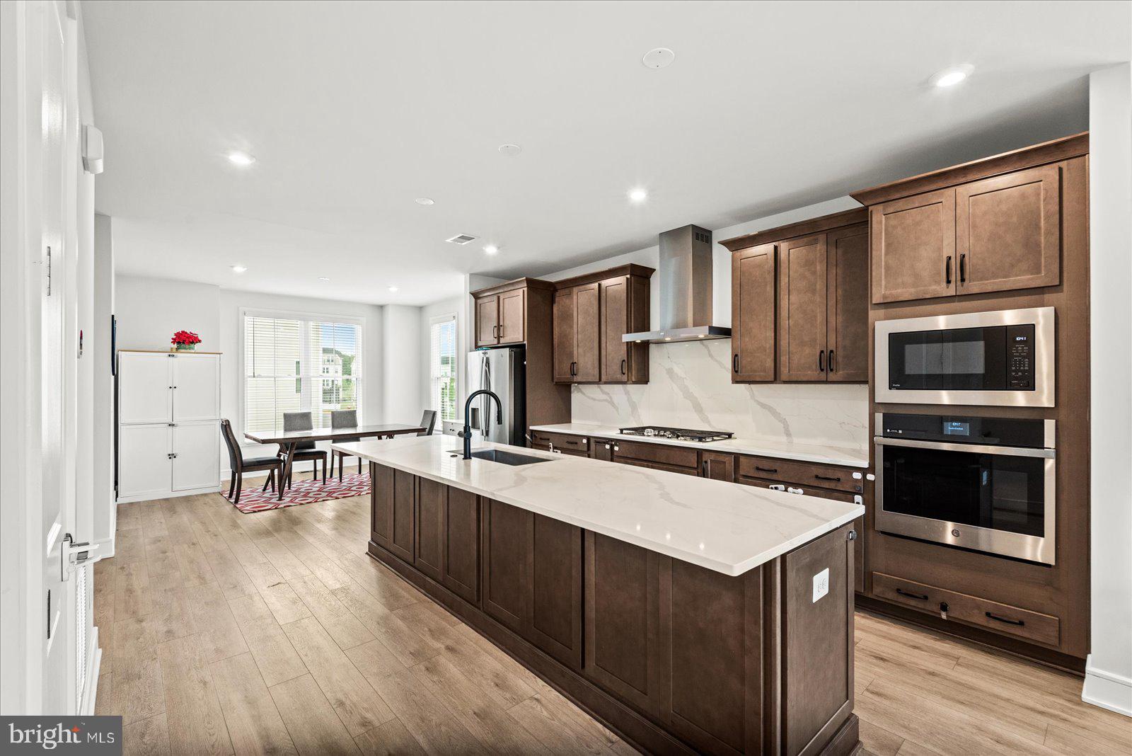 BRAMBLETON LANDBAY 1 - Residential