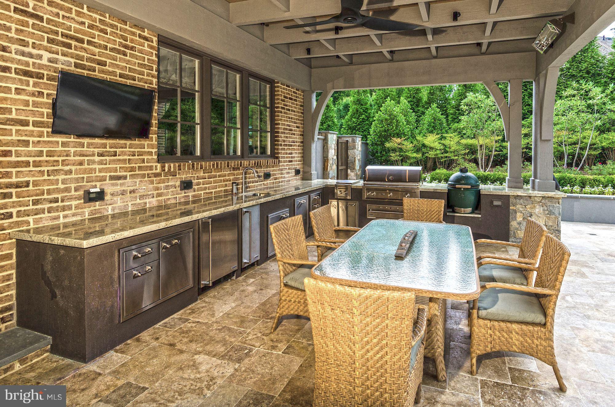 SPRING HILL FARM - Residential