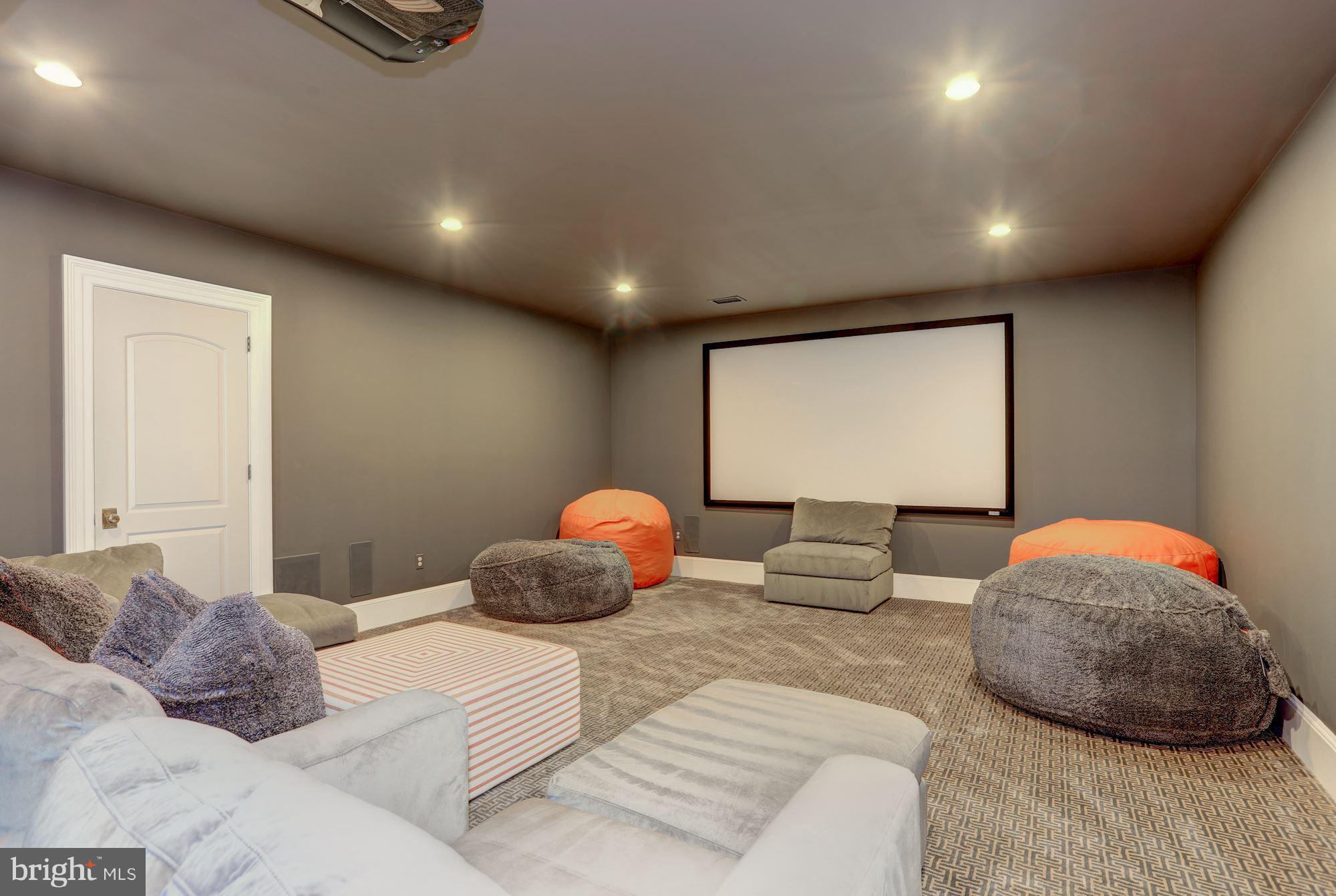 SPRING HILL FARM - Residential