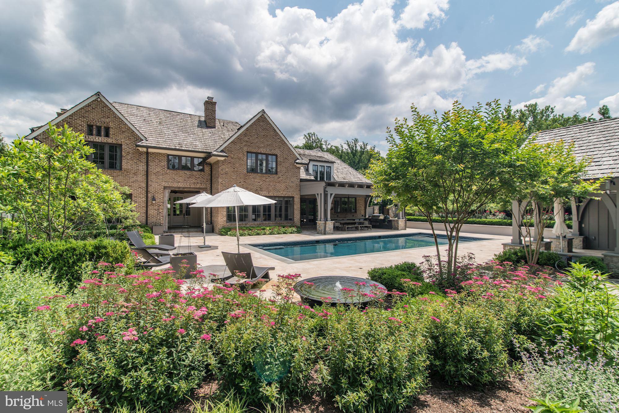 SPRING HILL FARM - Residential