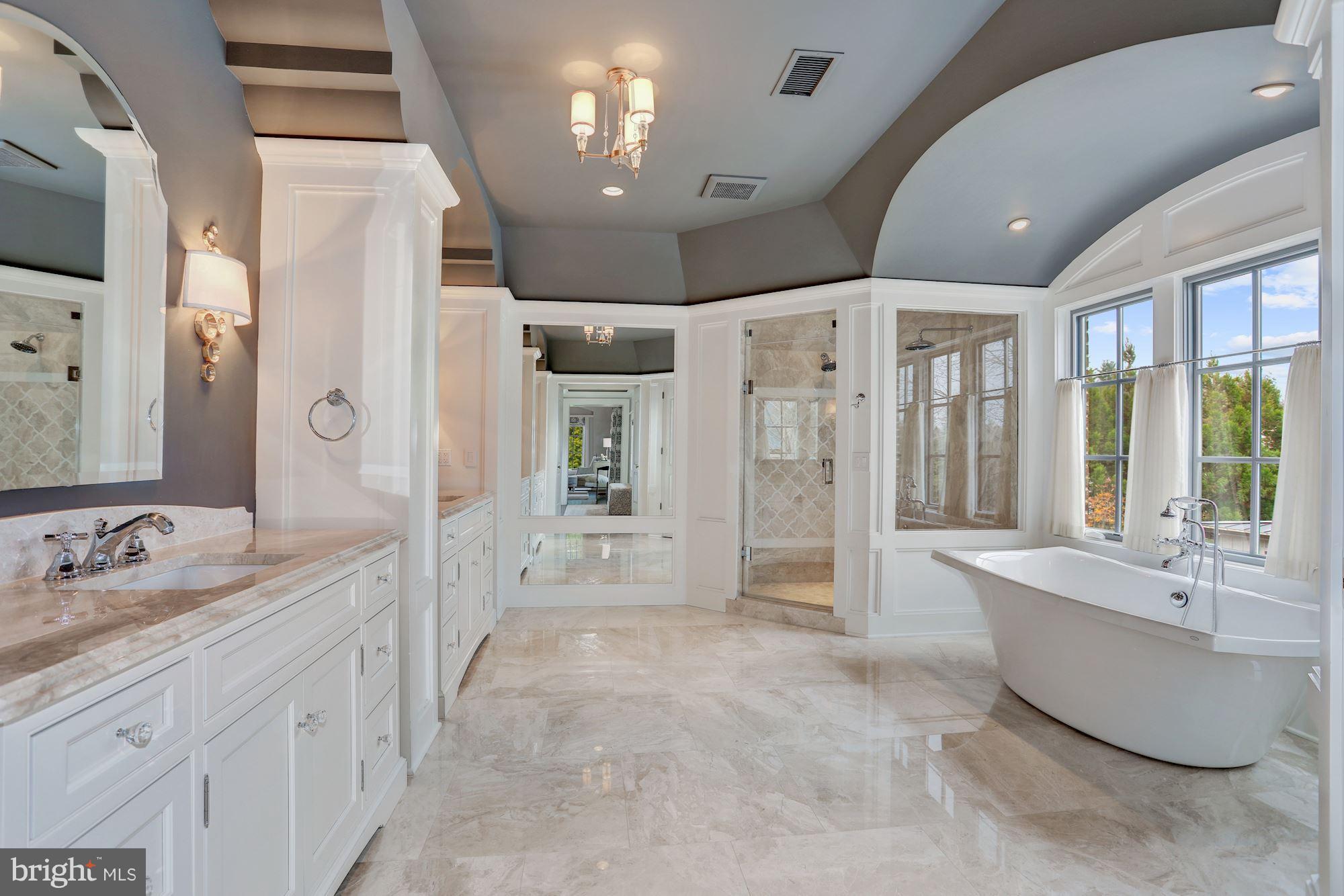 SPRING HILL FARM - Residential