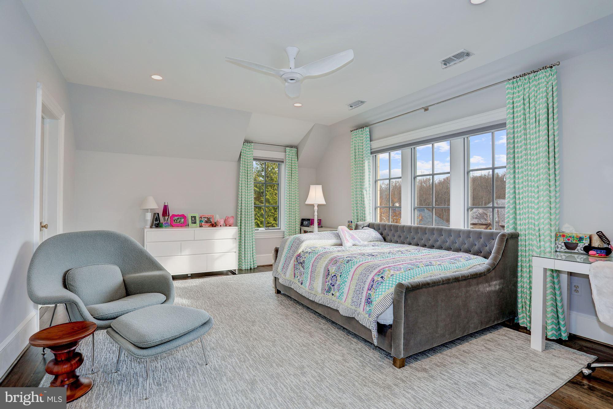 SPRING HILL FARM - Residential