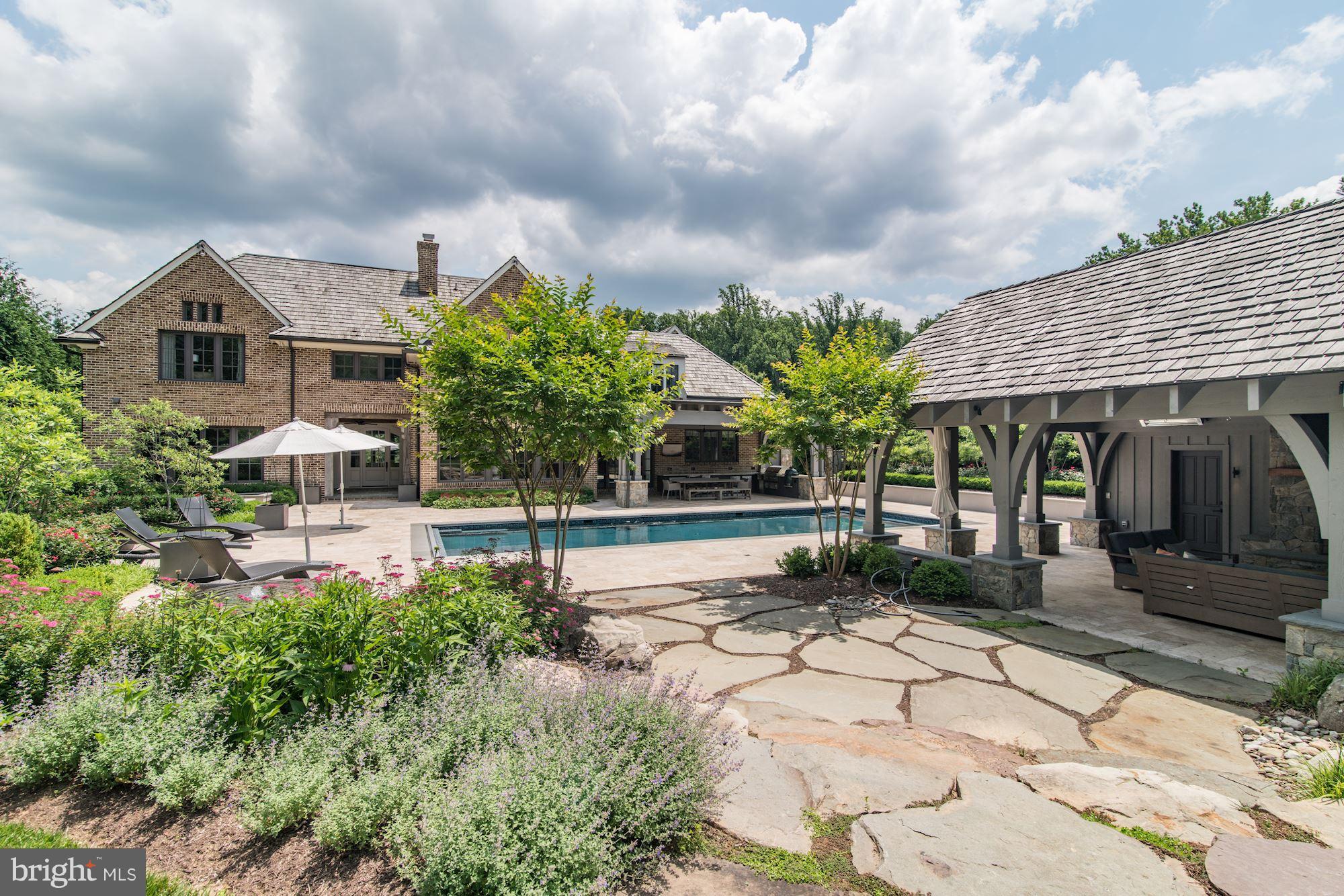 SPRING HILL FARM - Residential