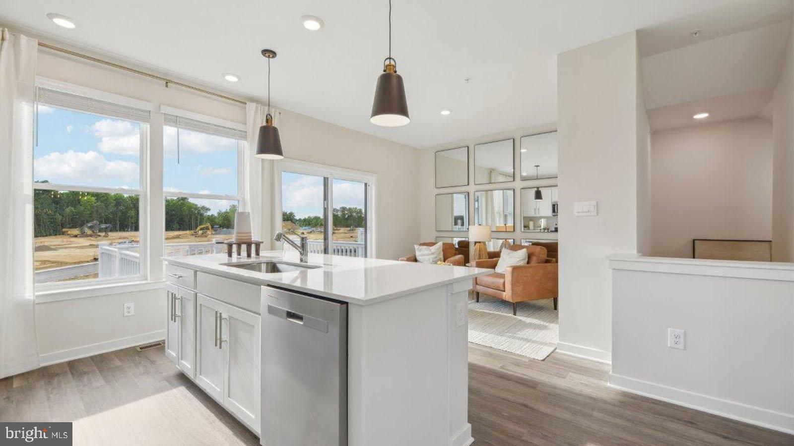 PINEGROVE - Residential