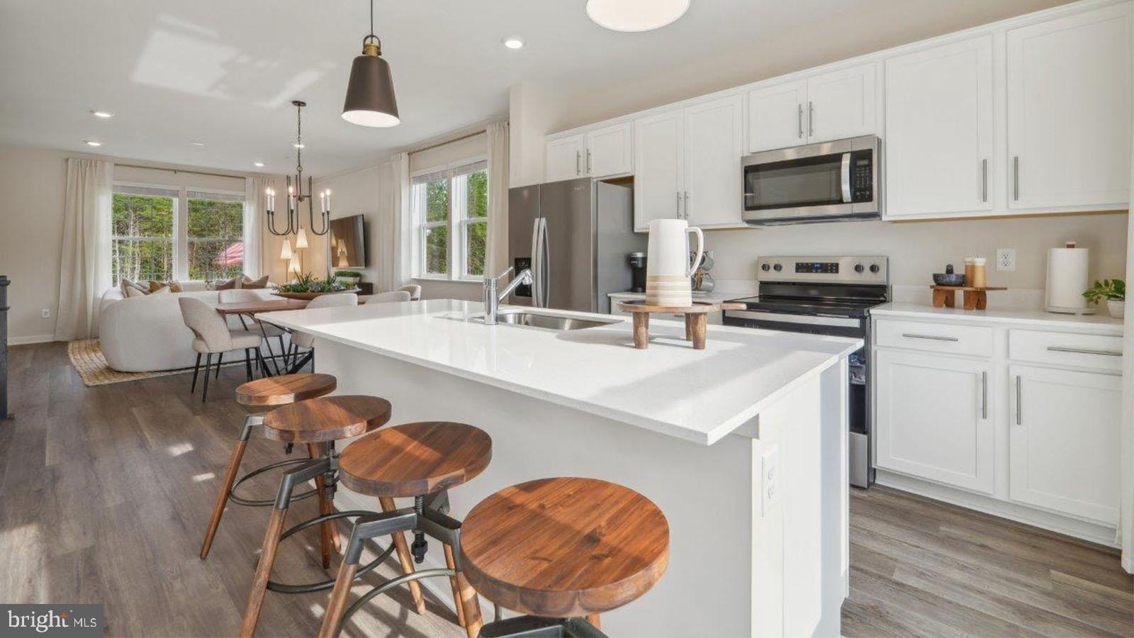 PINEGROVE - Residential