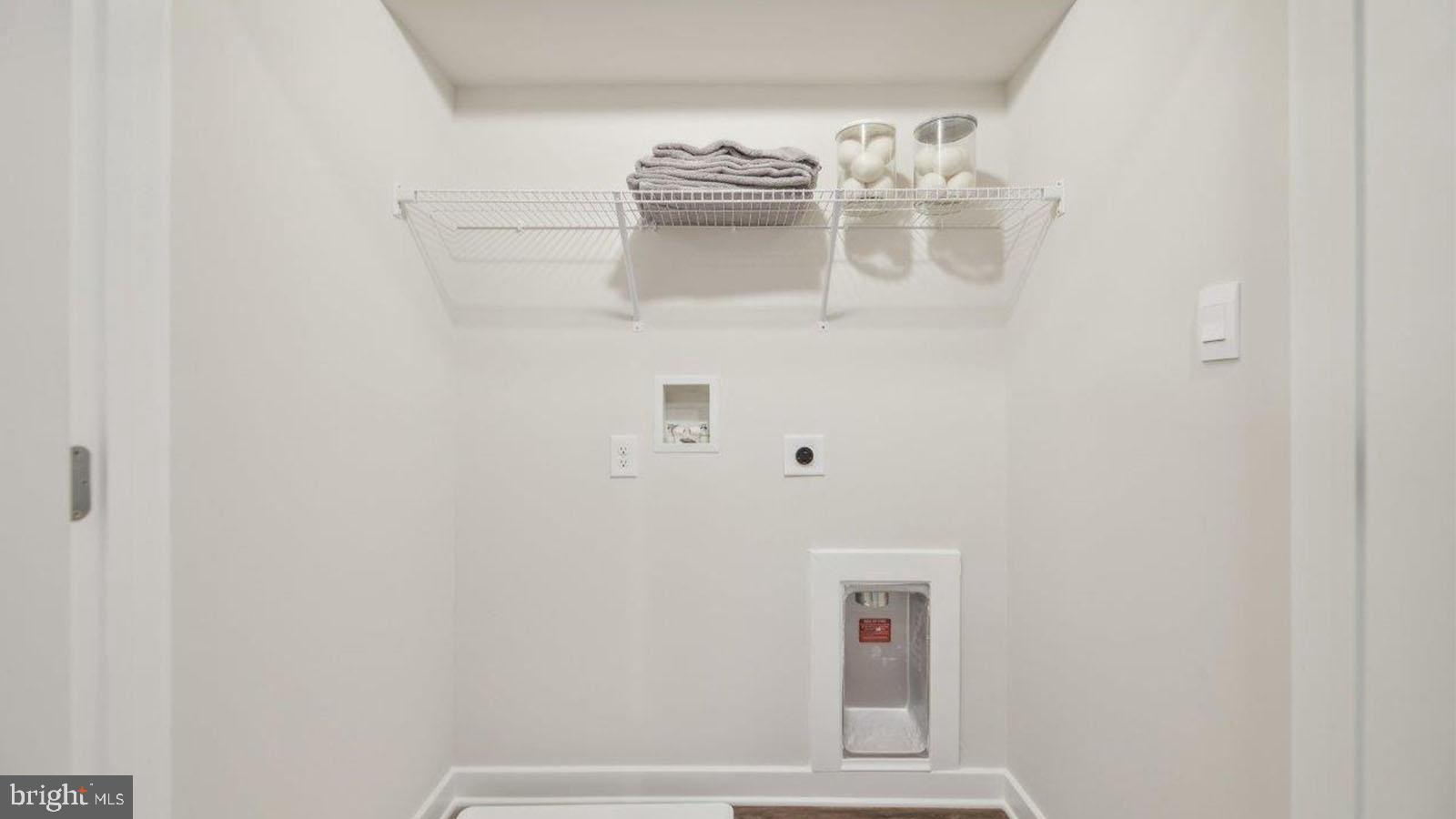 PINEGROVE - Residential