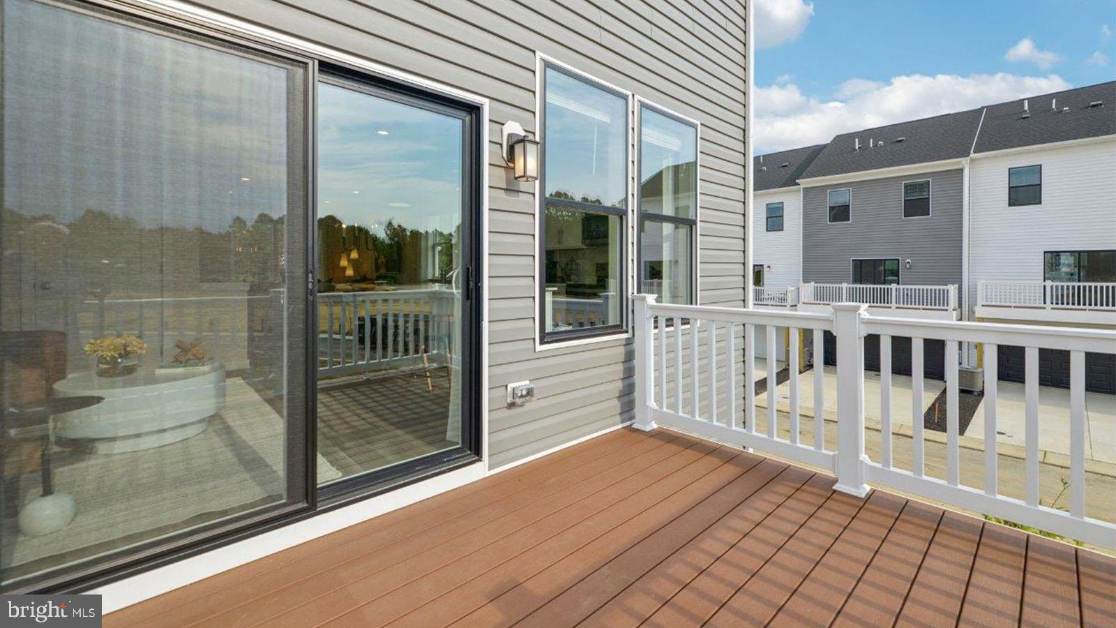 PINEGROVE - Residential