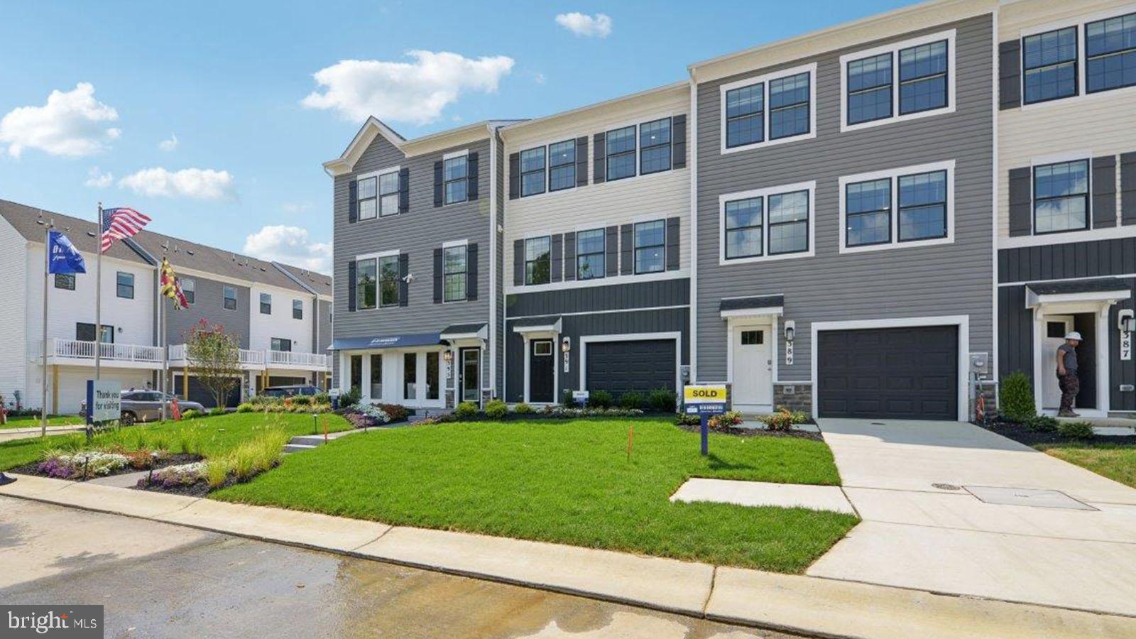 PINEGROVE - Residential