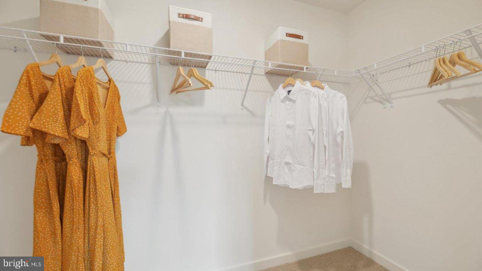 PINEGROVE - Residential