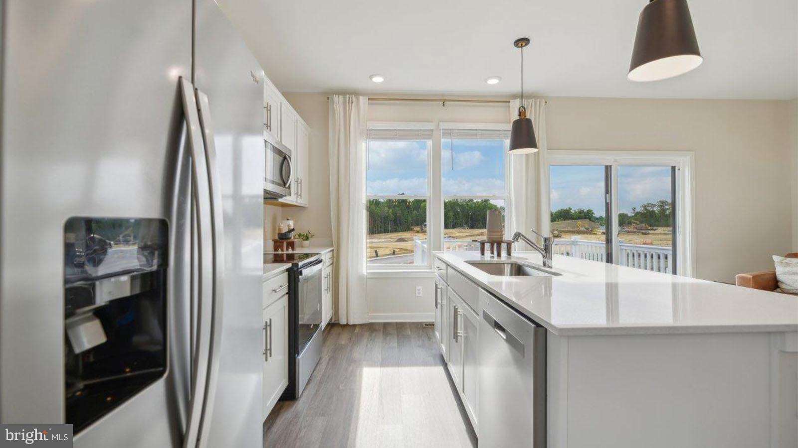 PINEGROVE - Residential