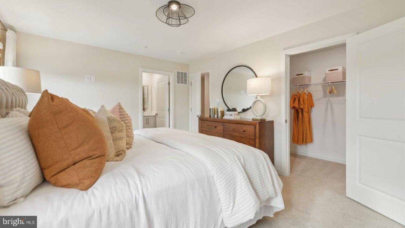 PINEGROVE - Residential