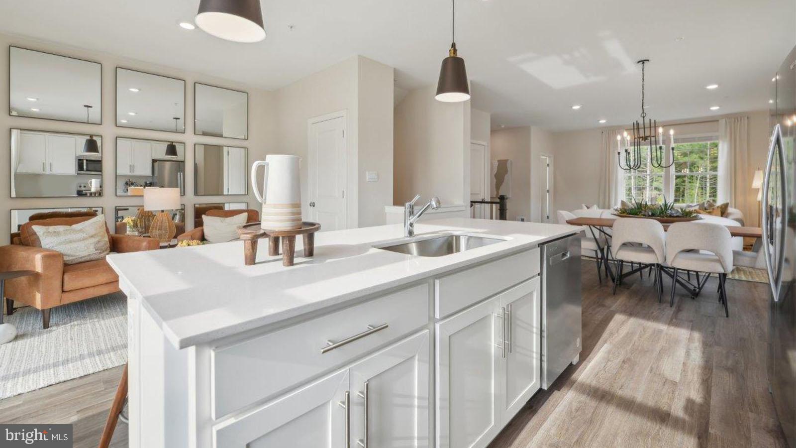 PINEGROVE - Residential