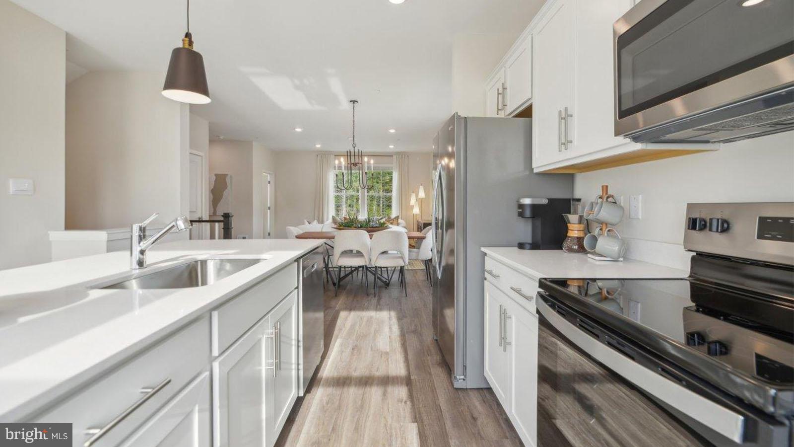 PINEGROVE - Residential