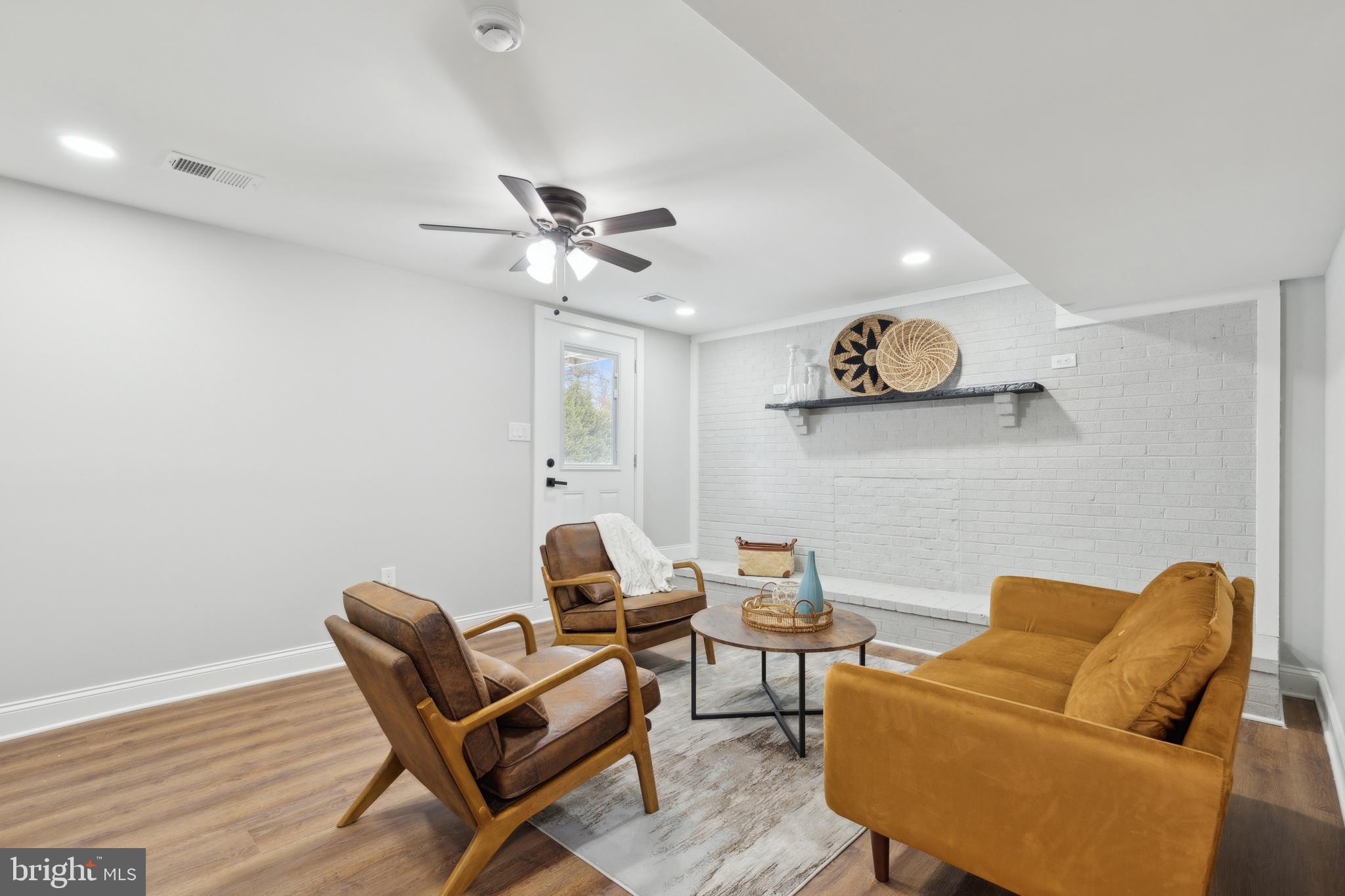 MERRIWEATHER - Residential