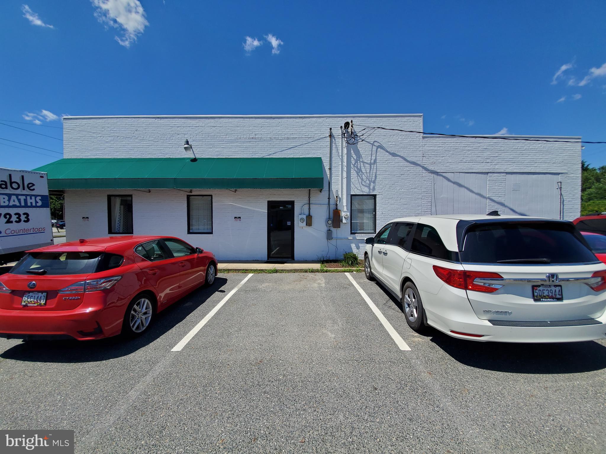 EASTON - Commercial Sale