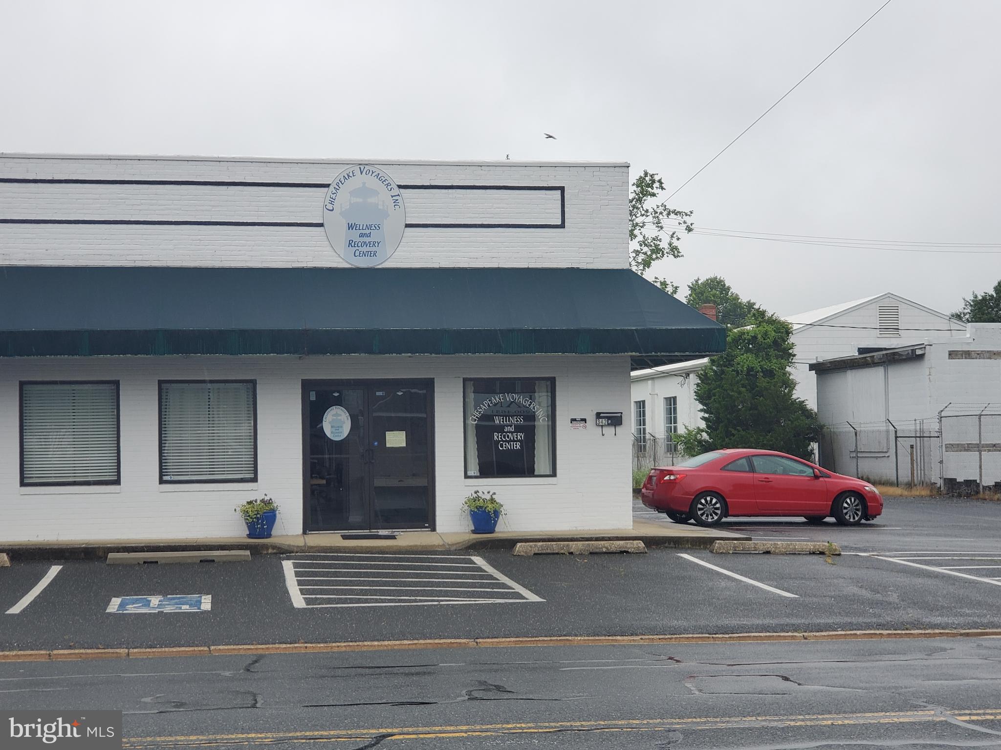 EASTON - Commercial Sale