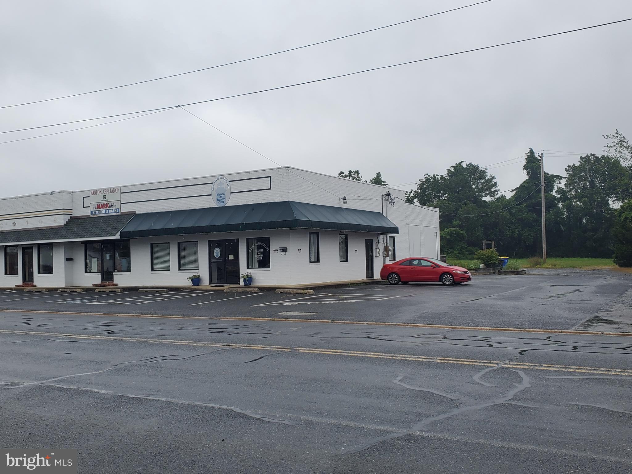 EASTON - Commercial Sale