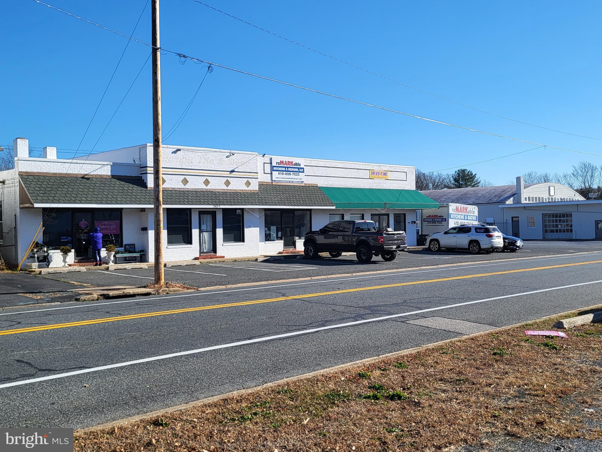 EASTON - Commercial Sale