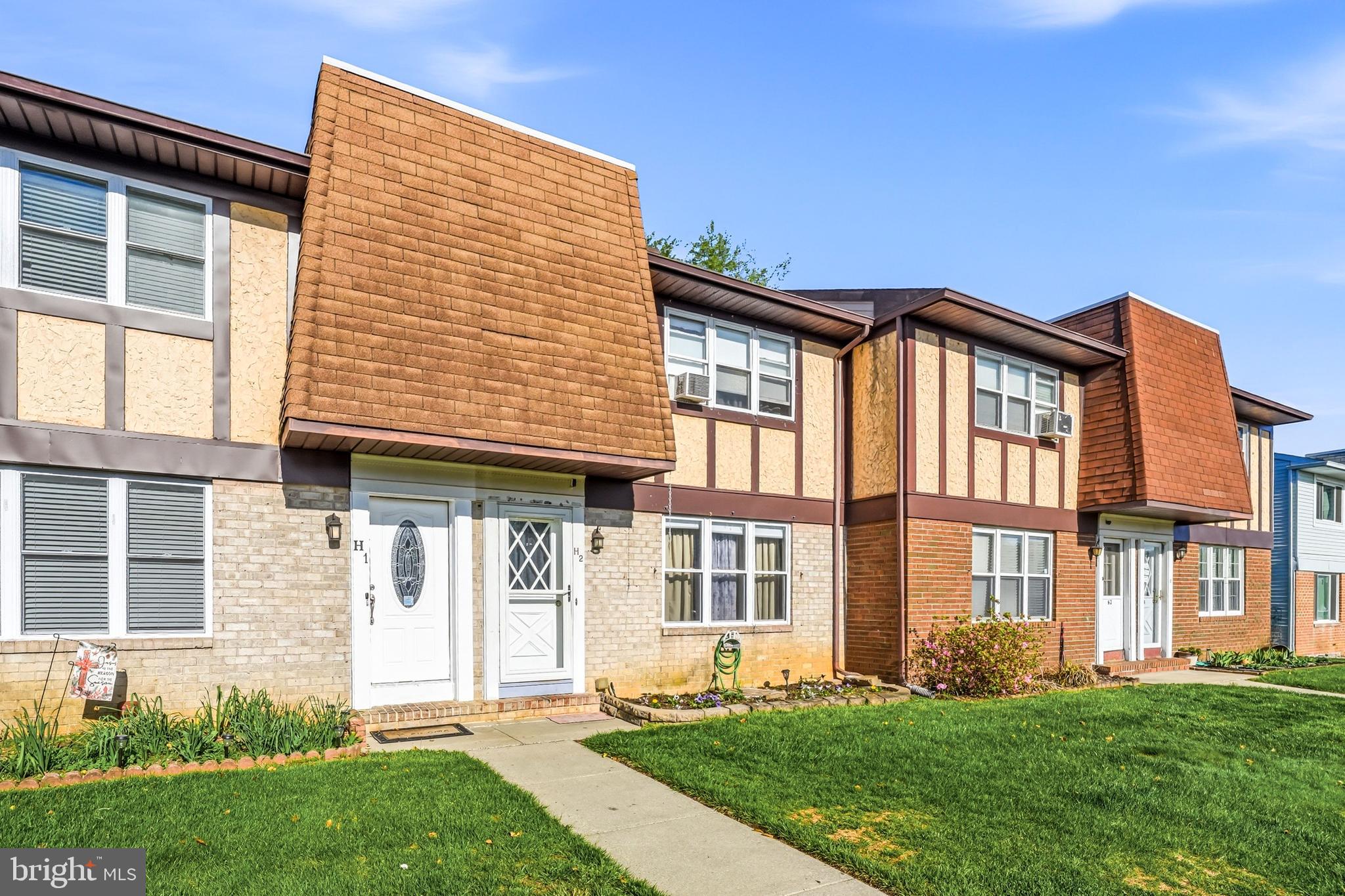 1964 E OAK ROAD H2