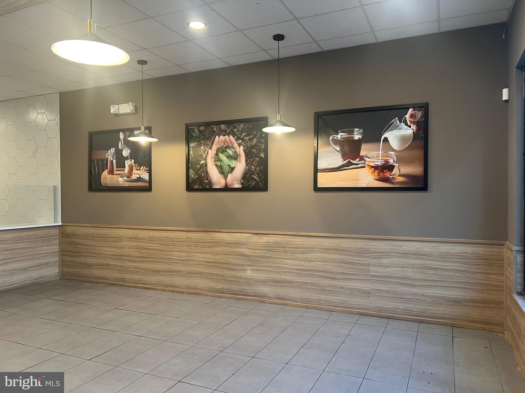 123 W CLEMENTS BRIDGE ROAD 113 B