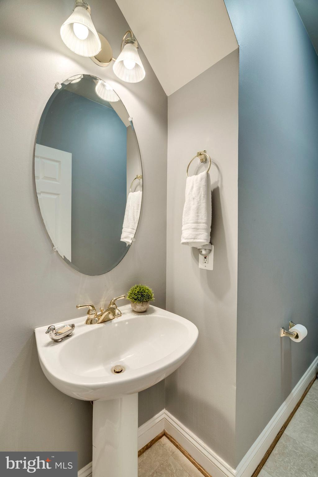 JAMES WREN ESTATE - Residential