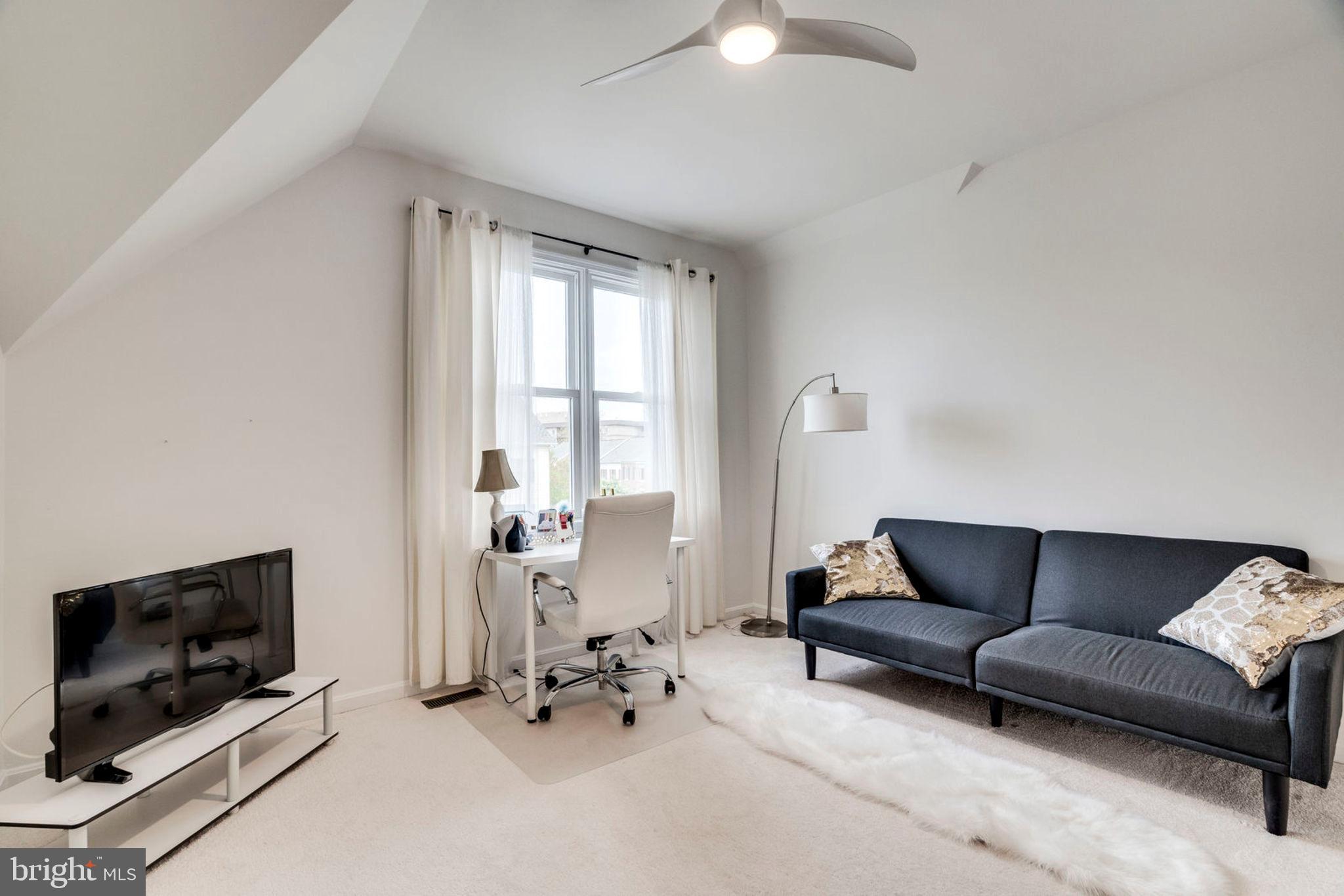 JAMES WREN ESTATE - Residential