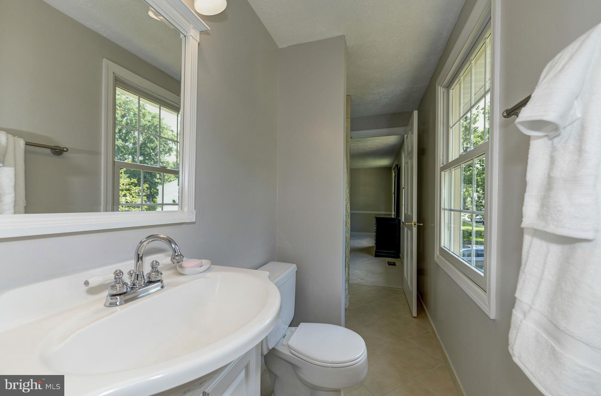 EDGELEA WOODS - Residential