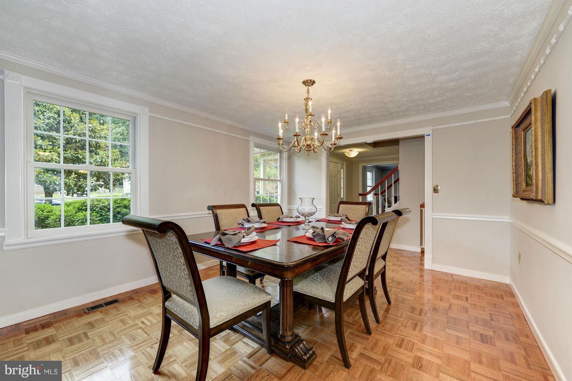 EDGELEA WOODS - Residential