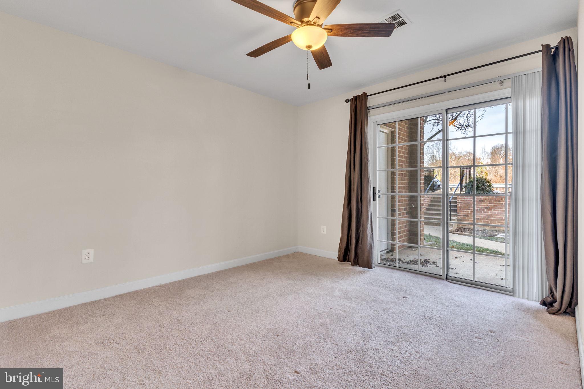 FALLS STATION - Residential Lease