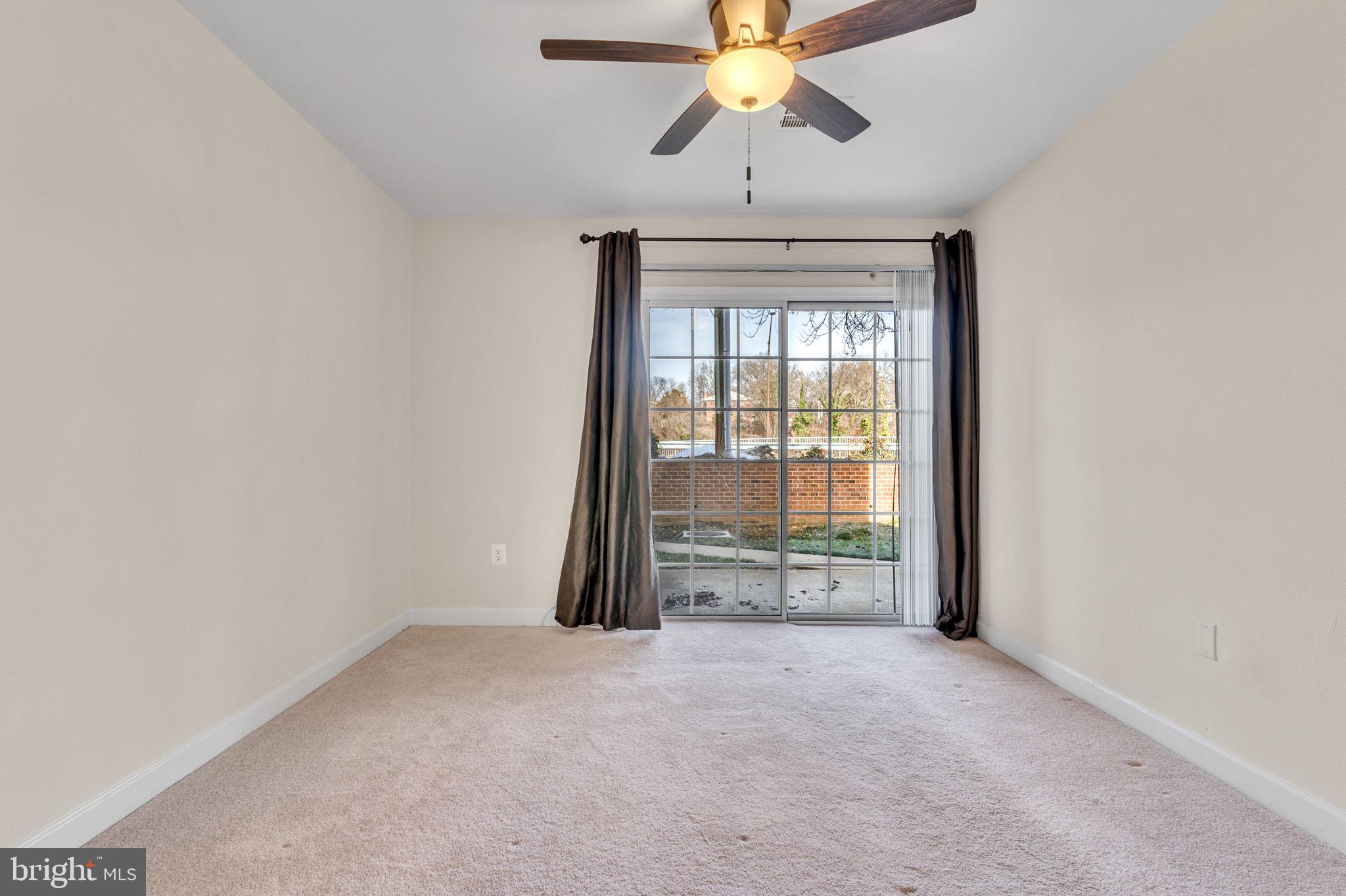 FALLS STATION - Residential Lease