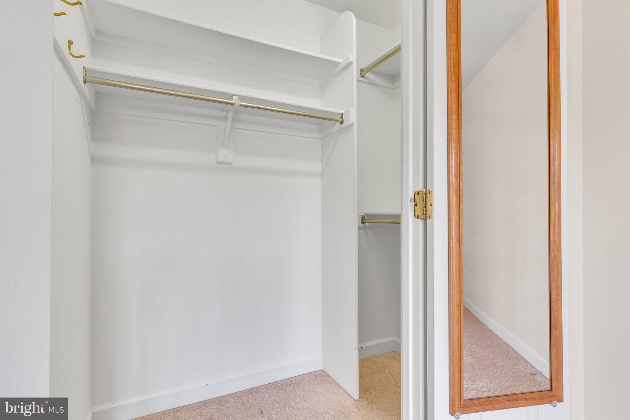 FALLS STATION - Residential Lease