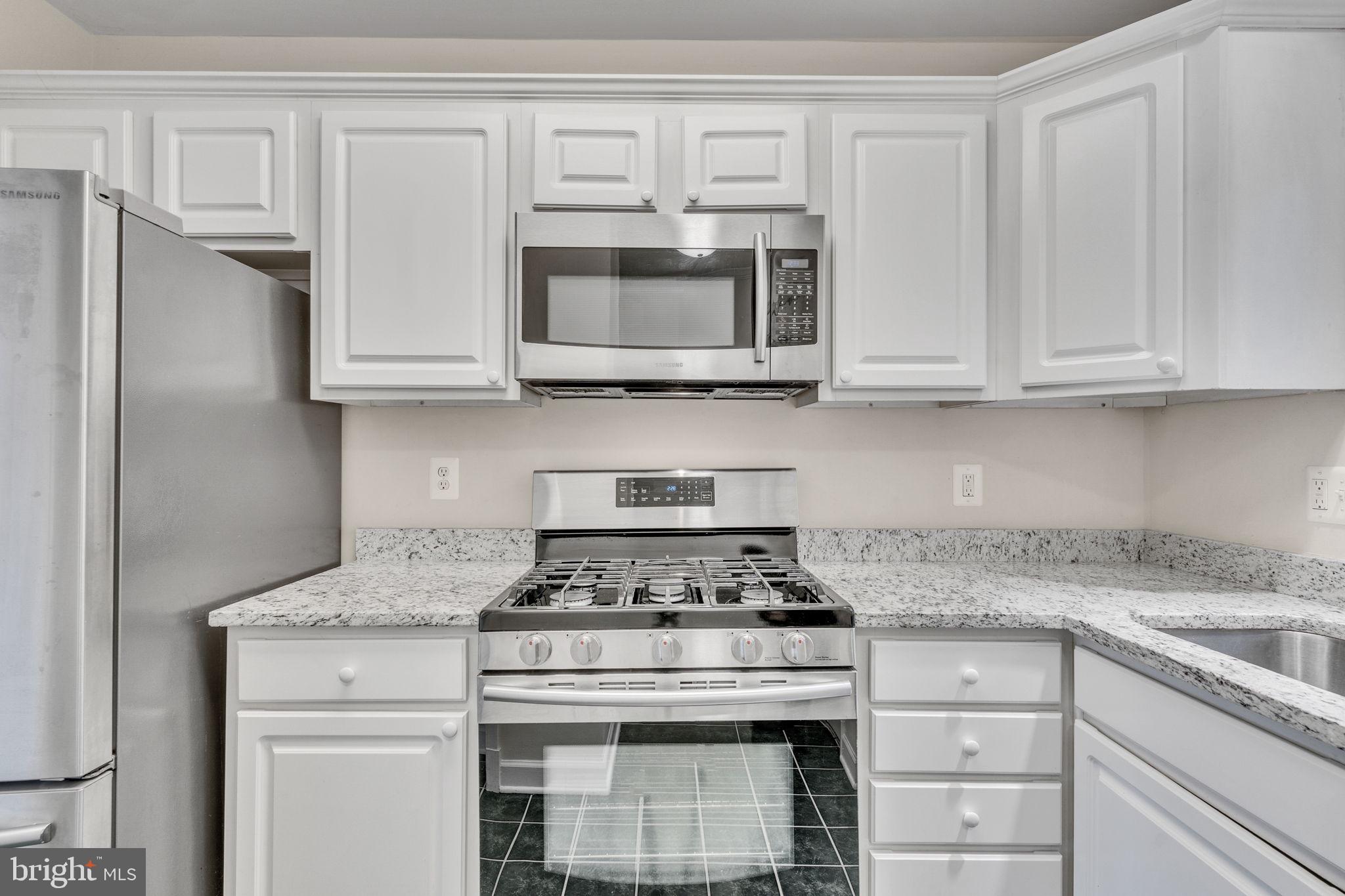 FALLS STATION - Residential Lease