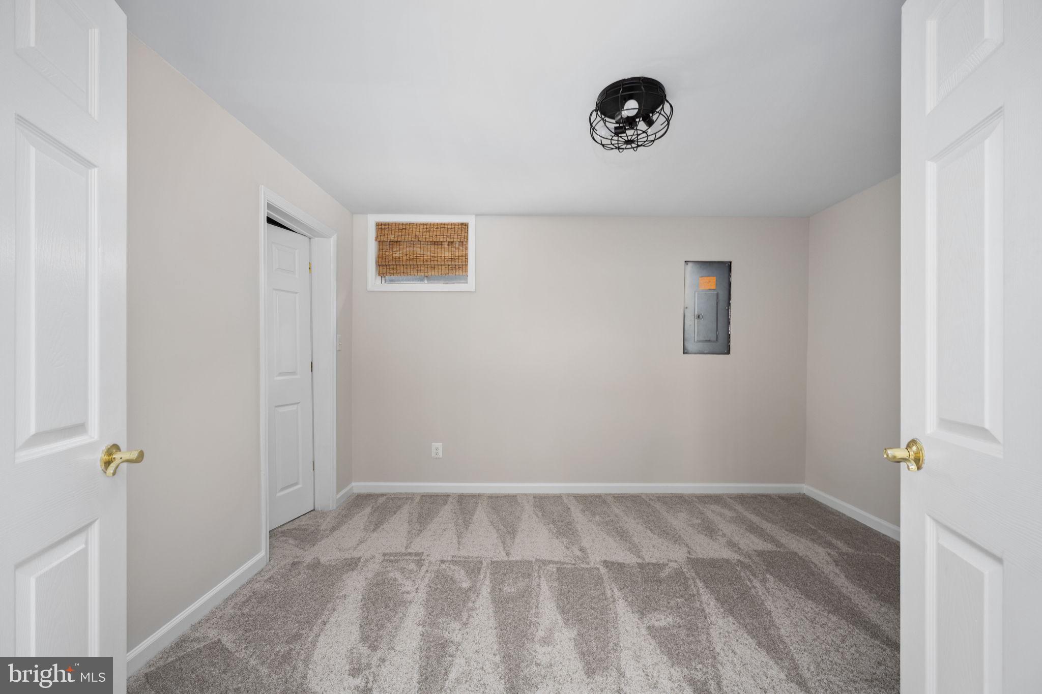 THE VILLAGES AT SAYBROOK - Residential Lease