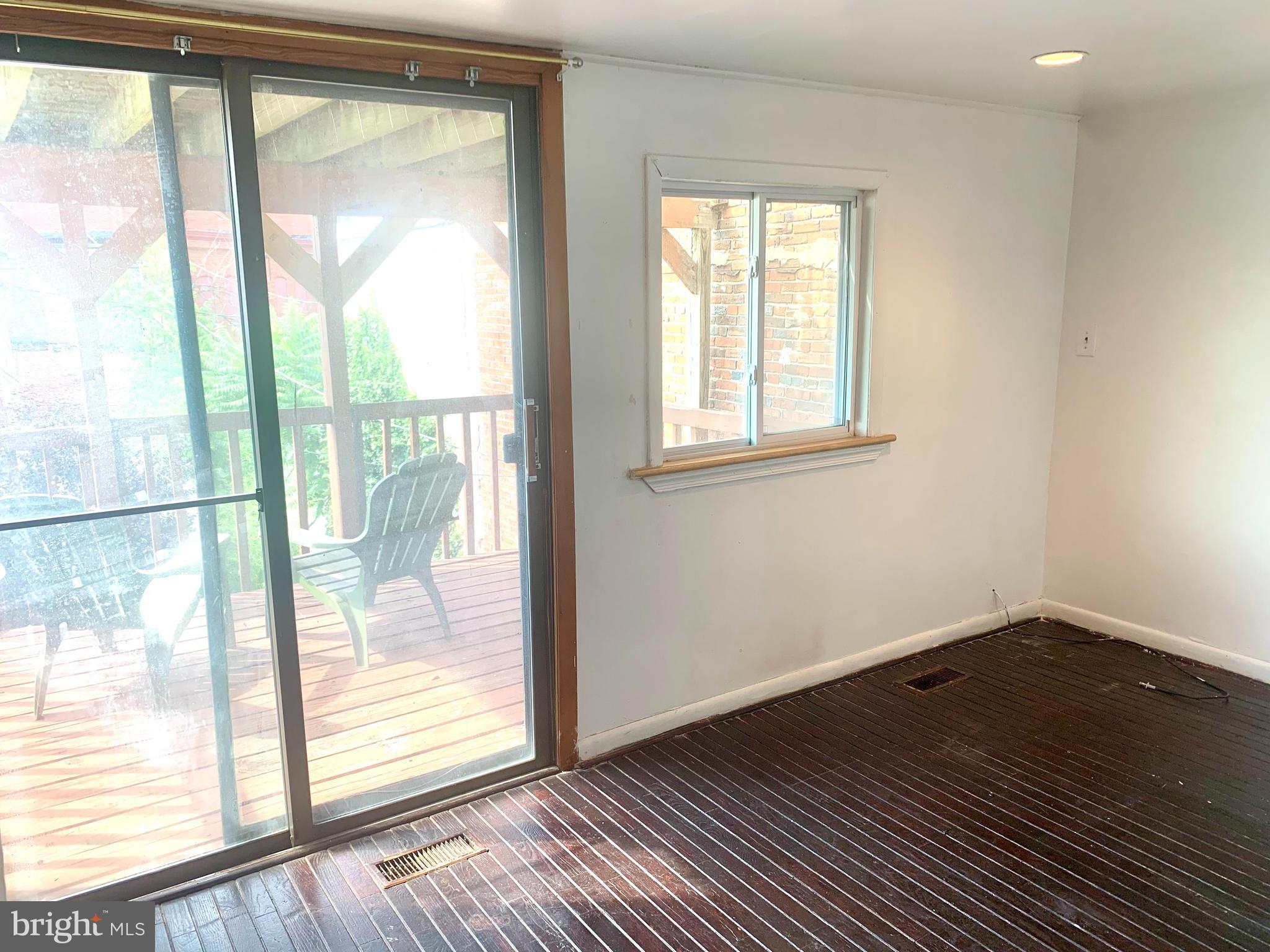 RIDGELY'S DELIGHT - Residential