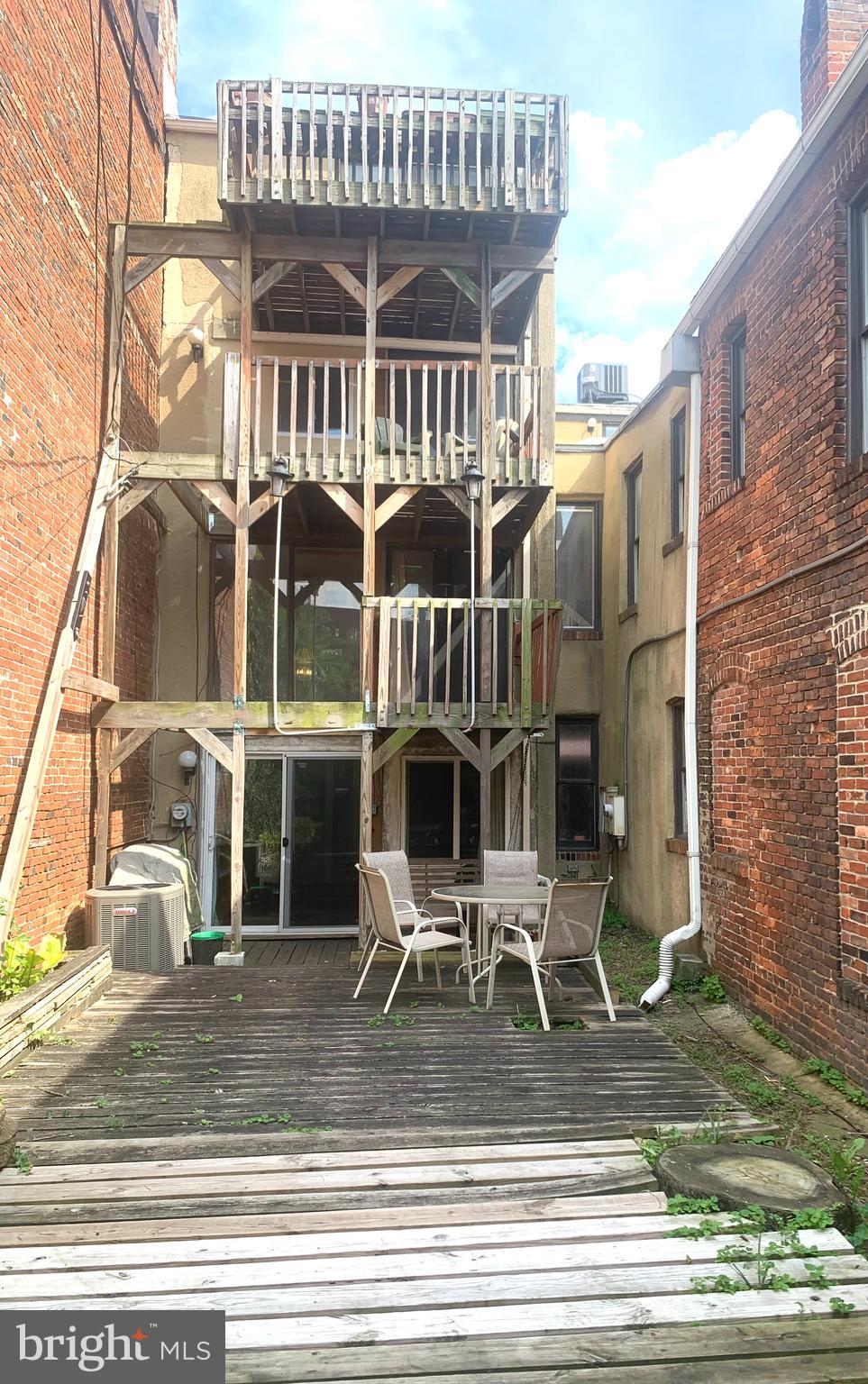 RIDGELY'S DELIGHT - Residential