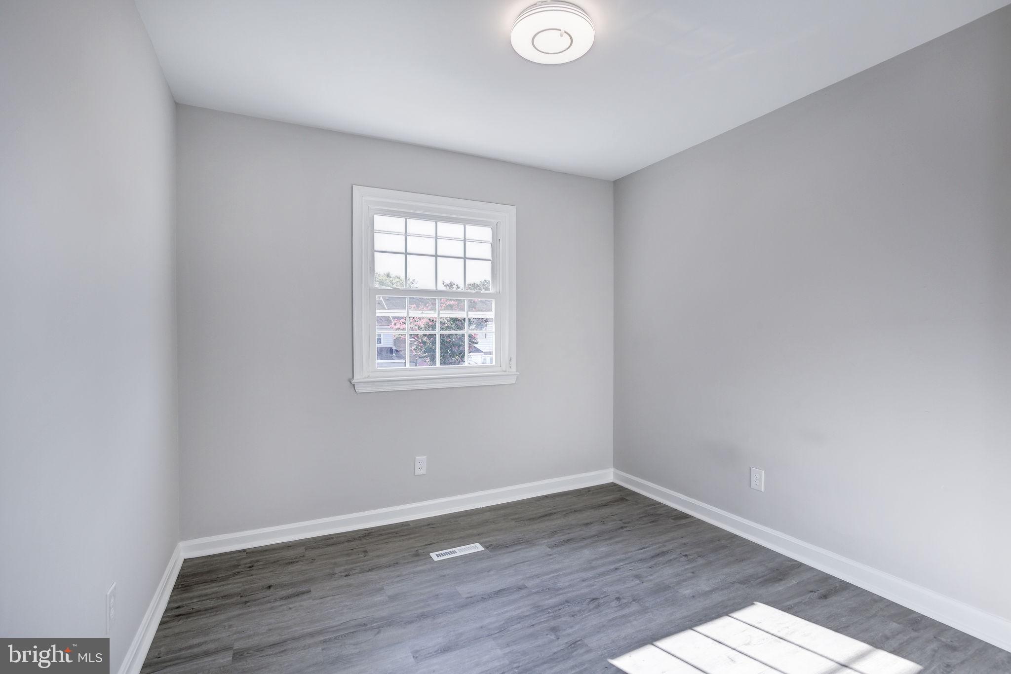 BERKELEY VILLAGE - Residential