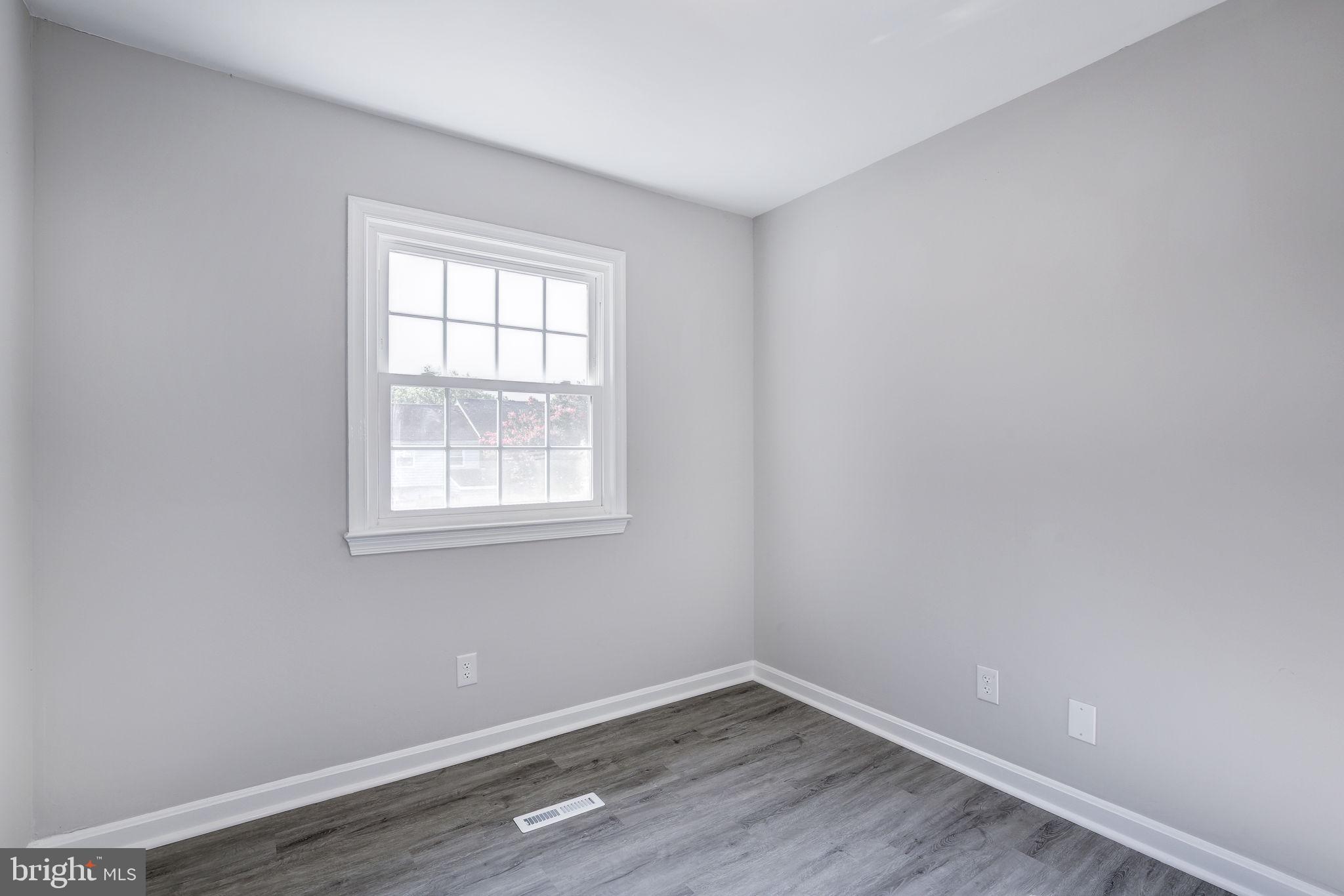 BERKELEY VILLAGE - Residential