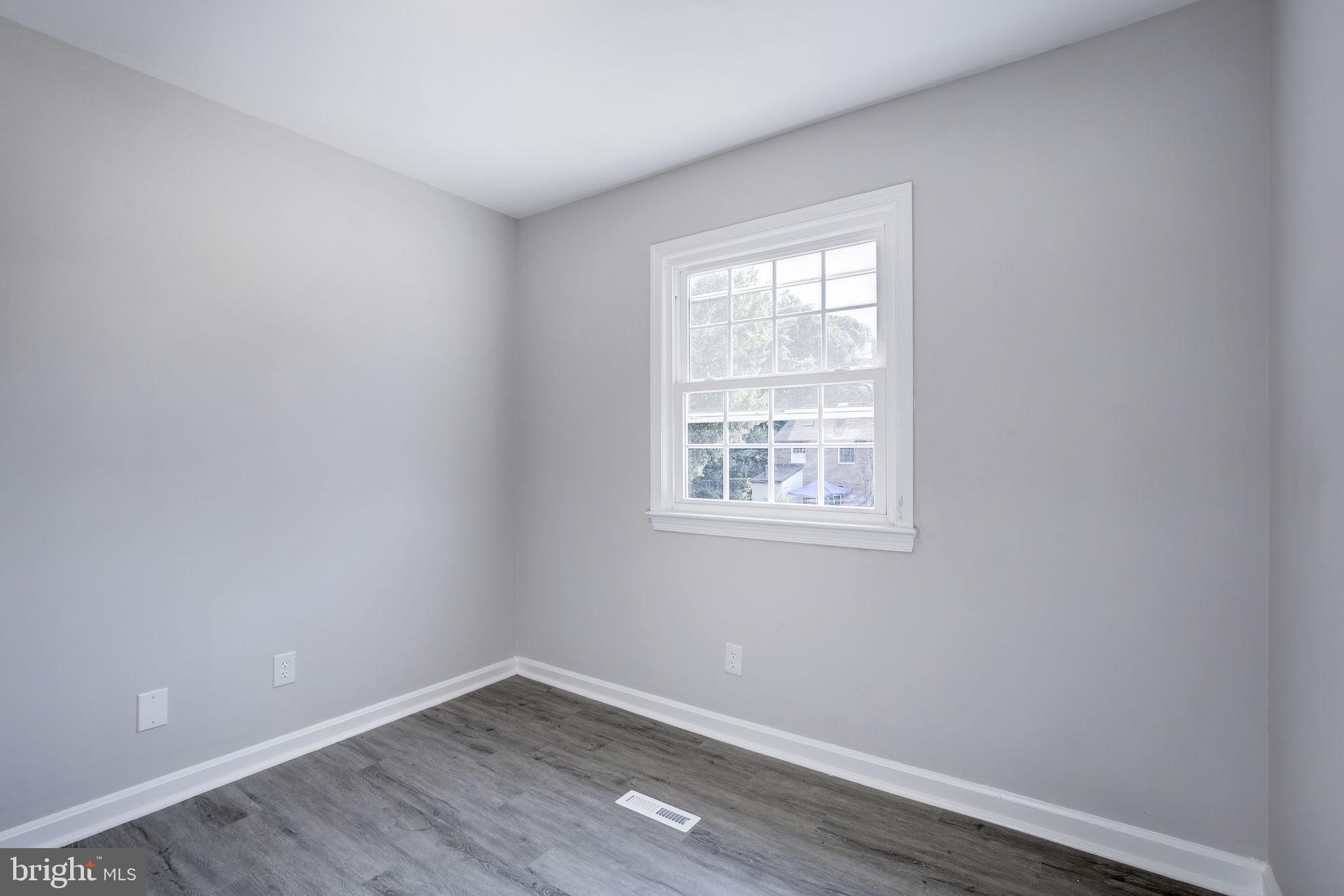 BERKELEY VILLAGE - Residential