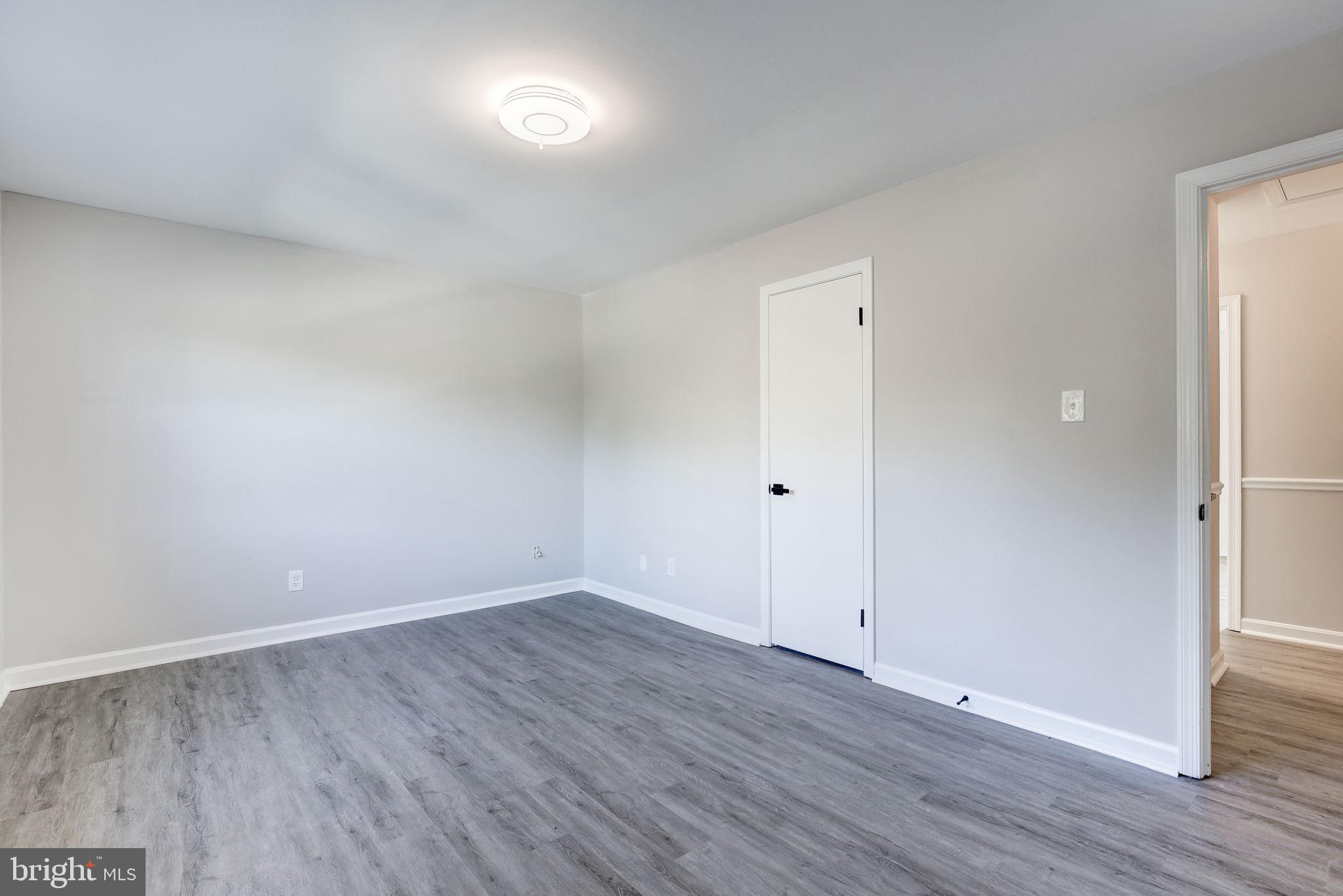 BERKELEY VILLAGE - Residential