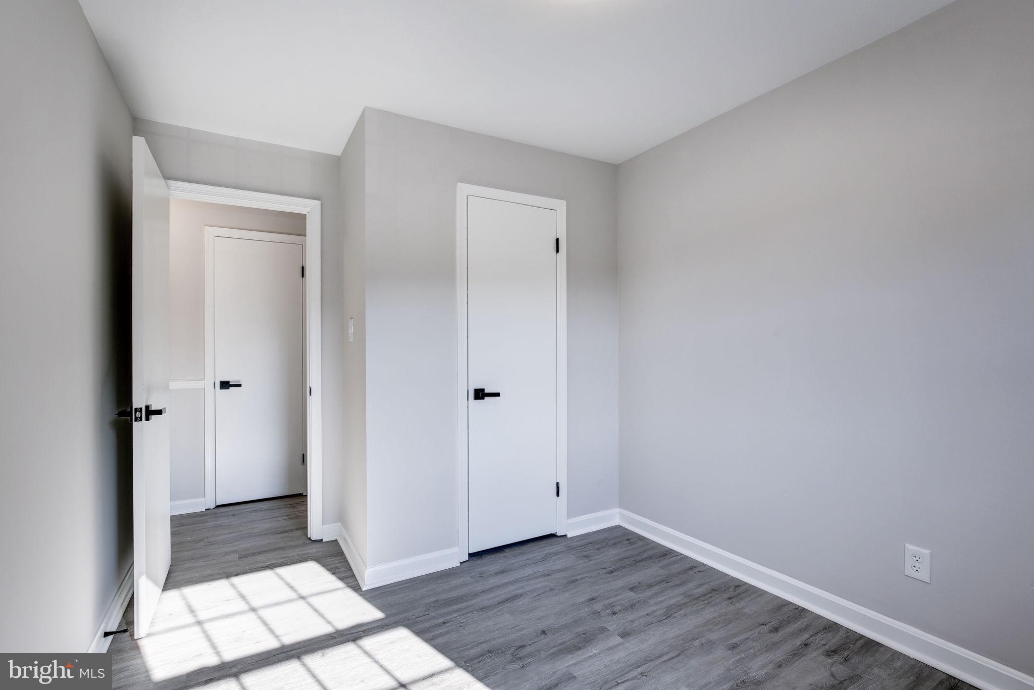 BERKELEY VILLAGE - Residential